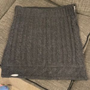 Cableknit charcoal gray sweater mini skirt.
